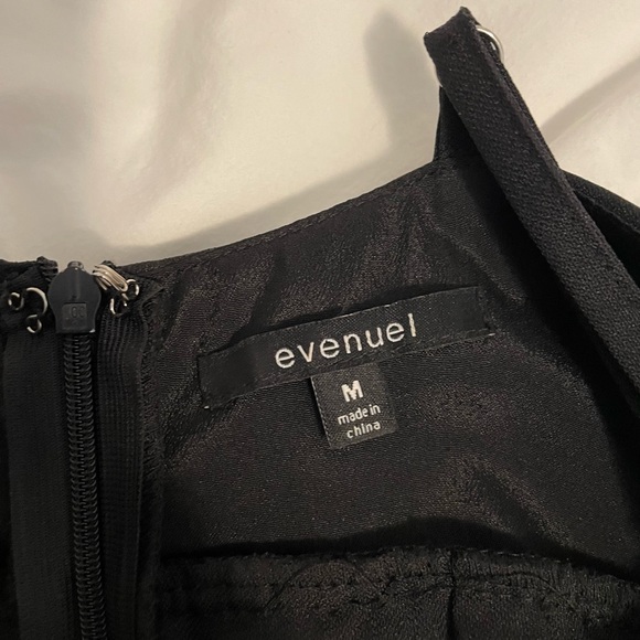 Romper - Black Spaghetti Strap Playsuit/Romper - Picture 3 of 4